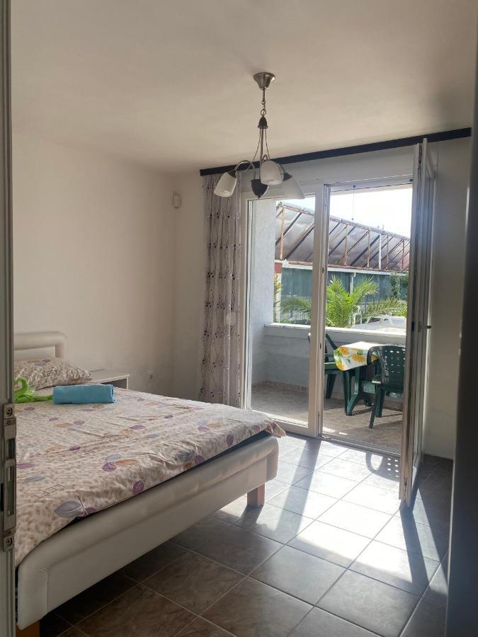 Villa Leona Palushaj Doni Štoj Eksteriør billede